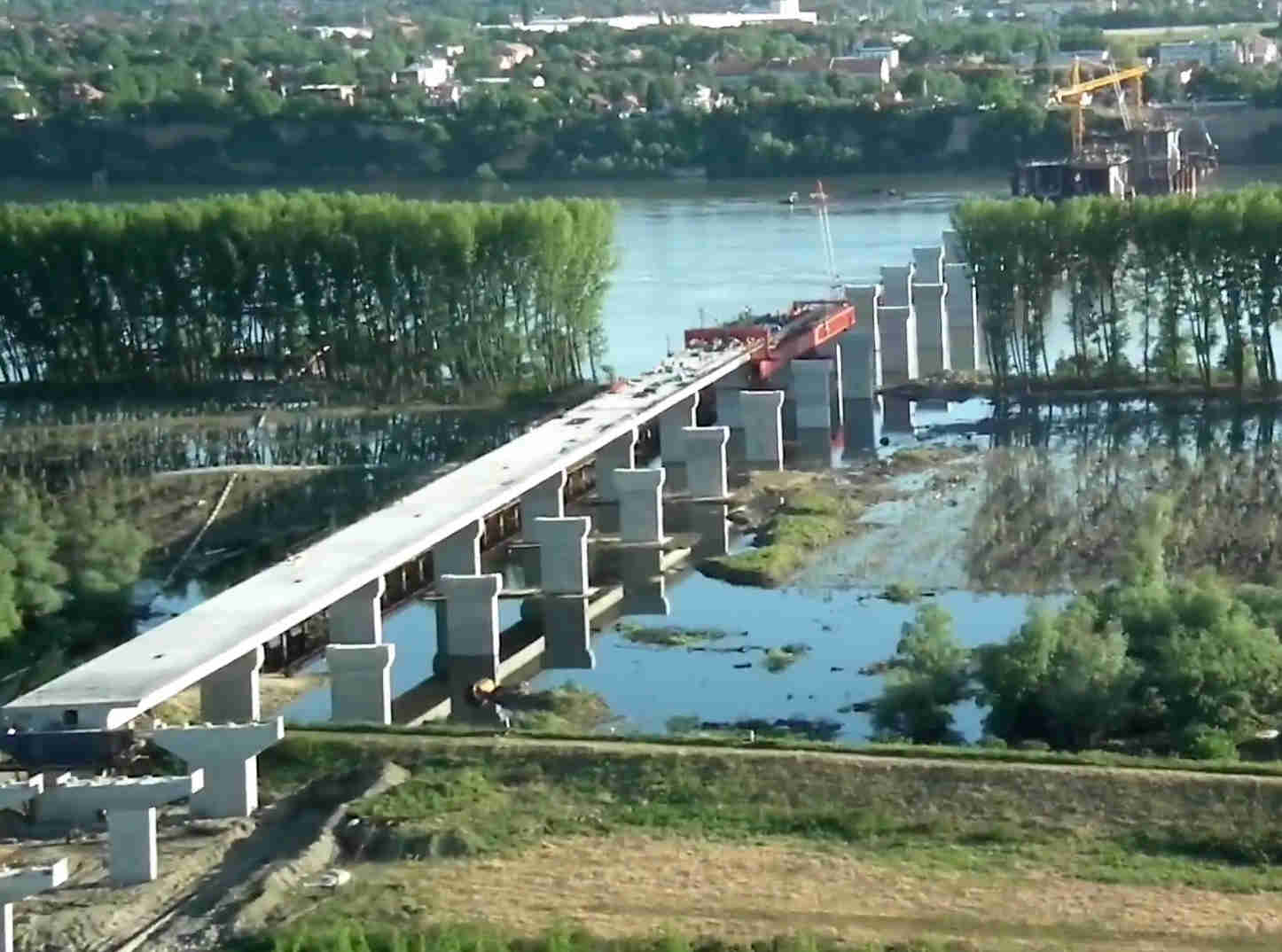 Изградња моста Земун - Борча